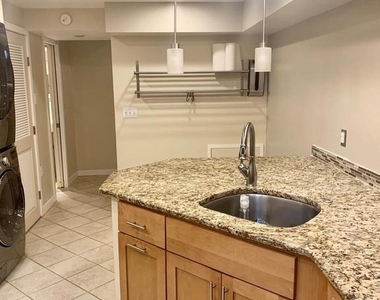 838 Kater Street - Photo Thumbnail 12