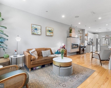 1204a S Bucknell Street - Photo Thumbnail 6