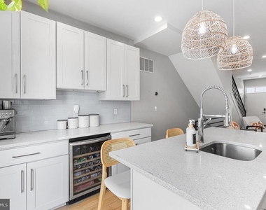1204a S Bucknell Street - Photo Thumbnail 3