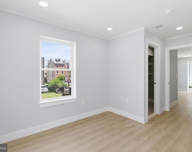1511 W Flora Street - Photo Thumbnail 18