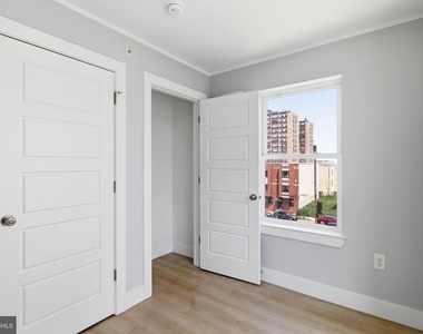 1511 W Flora Street - Photo Thumbnail 31