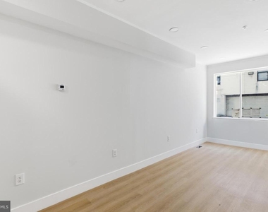 1511 W Flora Street - Photo Thumbnail 6