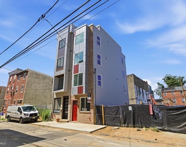 1511 W Flora Street - Photo Thumbnail 38