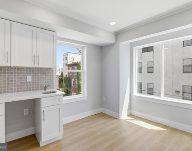 1511 W Flora Street - Photo Thumbnail 21
