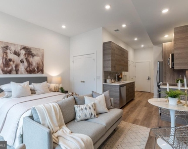 5545 Pulaski Avenue - Photo Thumbnail 1