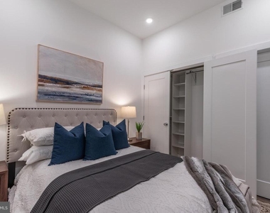5545 Pulaski Avenue - Photo Thumbnail 21