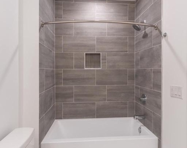 5545 Pulaski Avenue - Photo Thumbnail 16
