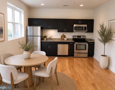 4128 Chester Avenue - Photo Thumbnail 2