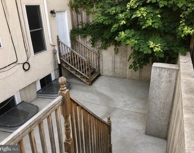 4128 Chester Avenue - Photo Thumbnail 16