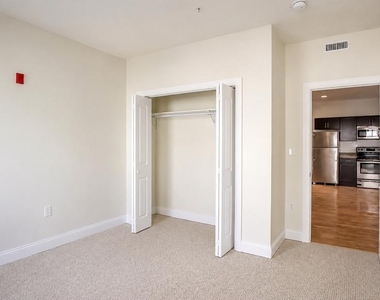 4128 Chester Avenue - Photo Thumbnail 1