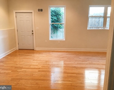 4128 Chester Avenue - Photo Thumbnail 4