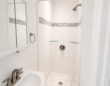 5608 Ridge Avenue - Photo Thumbnail 19