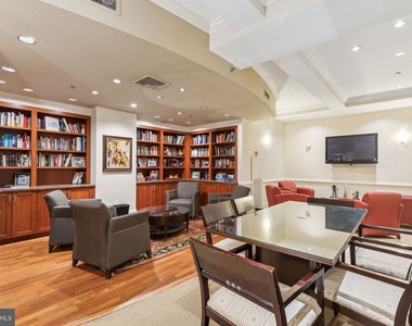 1500 Chestnut Street - Photo Thumbnail 15