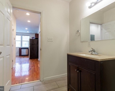 1429 Poplar Street - Photo Thumbnail 11