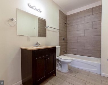 1429 Poplar Street - Photo Thumbnail 9