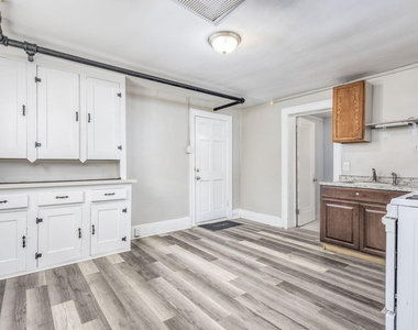 6225 Middlesex Street - Photo Thumbnail 7
