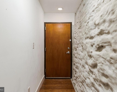 1639 Poplar Street - Photo Thumbnail 16