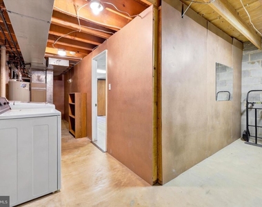 704 Keely Street - Photo Thumbnail 24