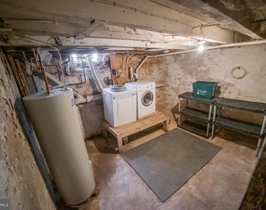 1305 N Lawrence Street - Photo Thumbnail 13