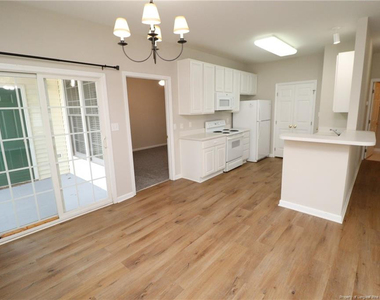 2812 Kudrow Lane - Photo Thumbnail 5