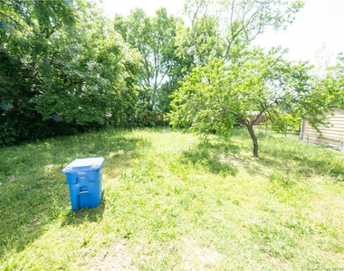4825 Cottonwood Drive - Photo Thumbnail 6