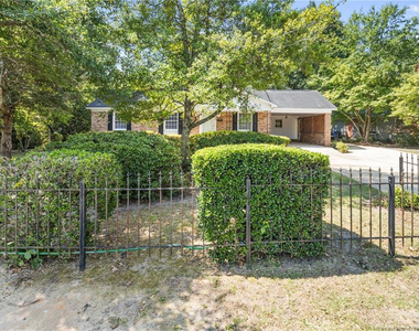 309 Kenwood Drive - Photo Thumbnail 2