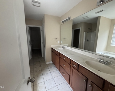 4 White Spruce Court - Photo Thumbnail 49