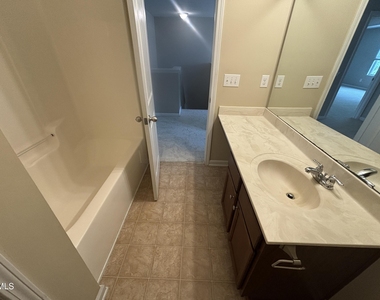 4 White Spruce Court - Photo Thumbnail 44
