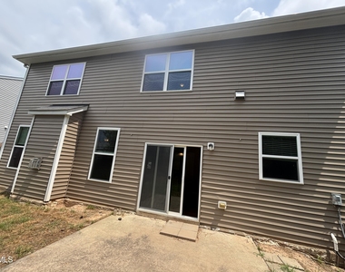 4 White Spruce Court - Photo Thumbnail 25