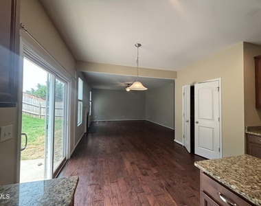 4 White Spruce Court - Photo Thumbnail 21