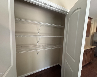 4 White Spruce Court - Photo Thumbnail 17