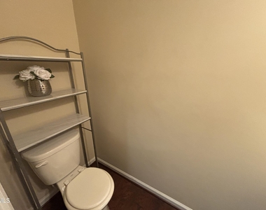 4 White Spruce Court - Photo Thumbnail 29