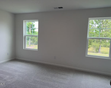 683 Mirkwood Avenue - Photo Thumbnail 6