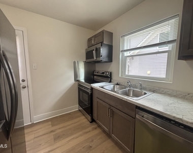 1111 South Street - Photo Thumbnail 22