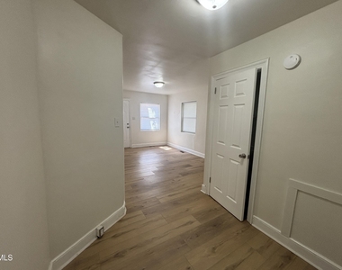 1111 South Street - Photo Thumbnail 8