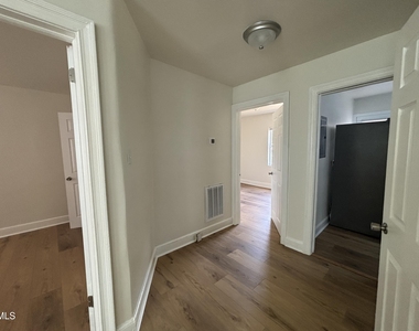 1111 South Street - Photo Thumbnail 15