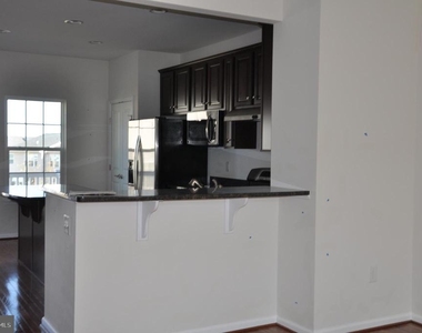 905 Susan Circle - Photo Thumbnail 19