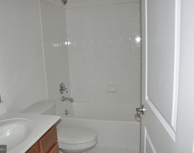 905 Susan Circle - Photo Thumbnail 32