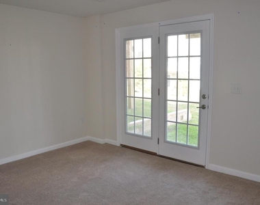 905 Susan Circle - Photo Thumbnail 8