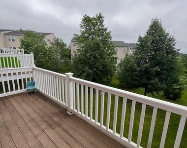 905 Susan Circle - Photo Thumbnail 38