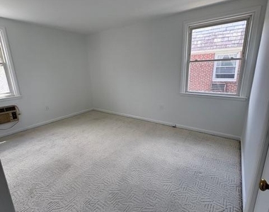 587 Wanamaker Road - Photo Thumbnail 12
