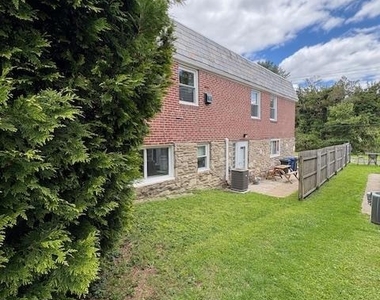 587 Wanamaker Road - Photo Thumbnail 20