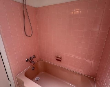 587 Wanamaker Road - Photo Thumbnail 14