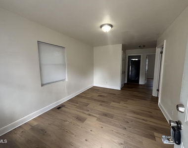 1111 South Street - Photo Thumbnail 4