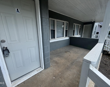1111 South Street - Photo Thumbnail 19