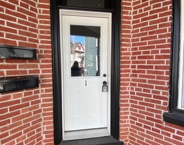 27 W Ferdinand Street - Photo Thumbnail 2