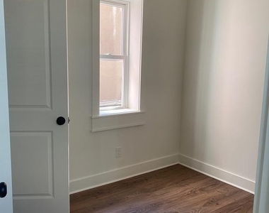 27 W Ferdinand Street - Photo Thumbnail 8