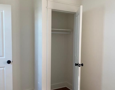 27 W Ferdinand Street - Photo Thumbnail 9