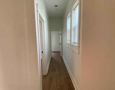 27 W Ferdinand Street - Photo Thumbnail 7