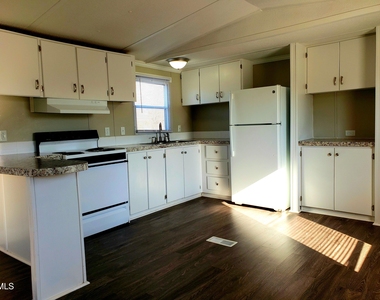 8530 White Oak Road - Photo Thumbnail 1
